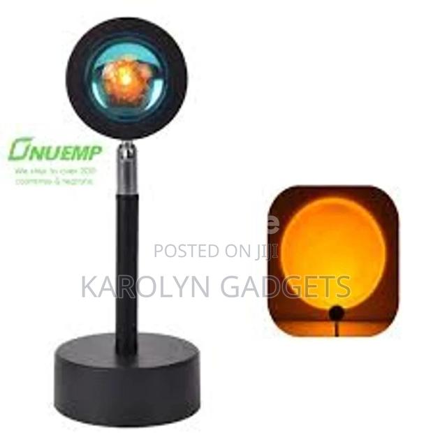 Soft Light Sunset Projector - main view