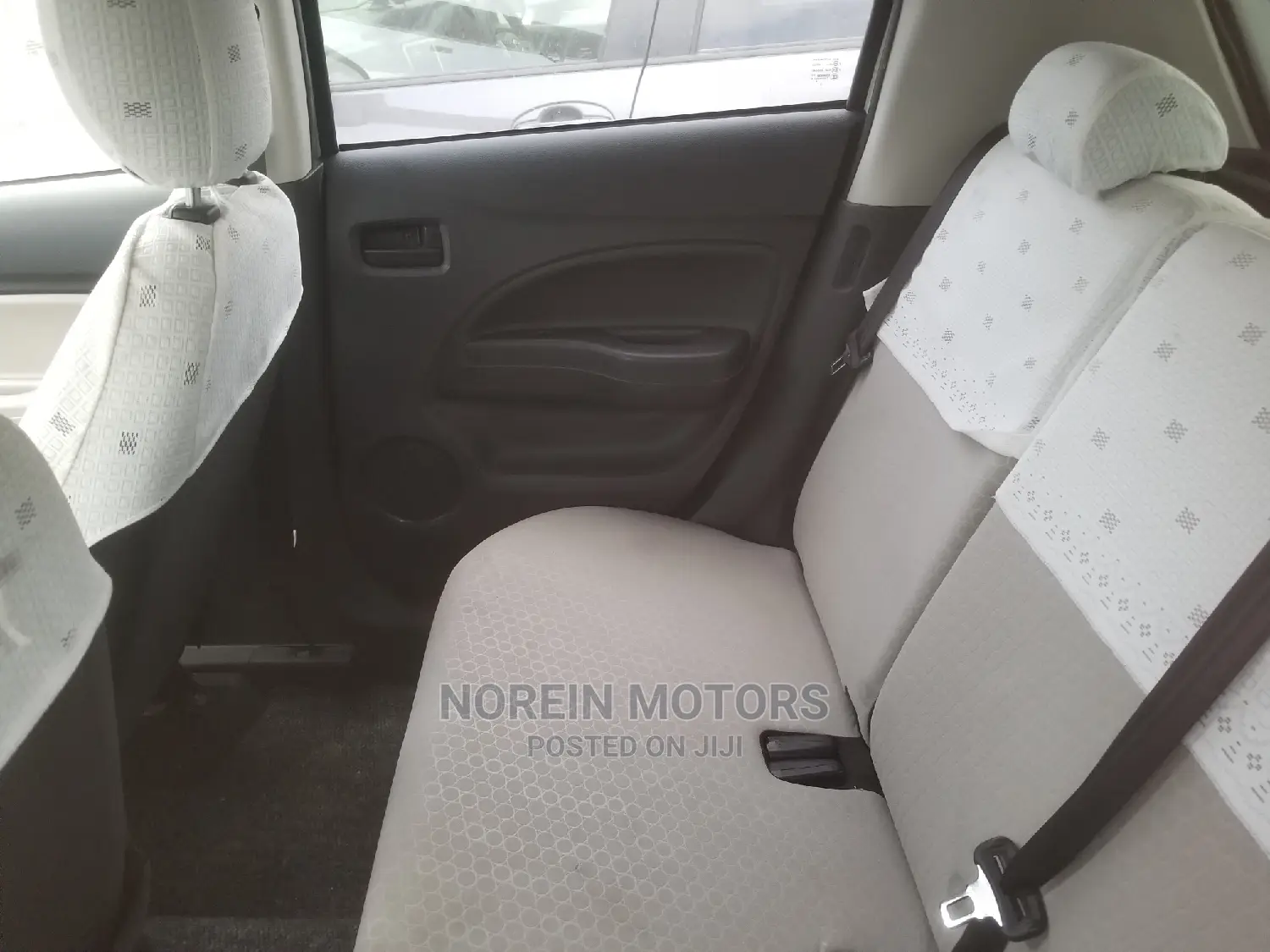 Mitsubishi Mirage 2015 White