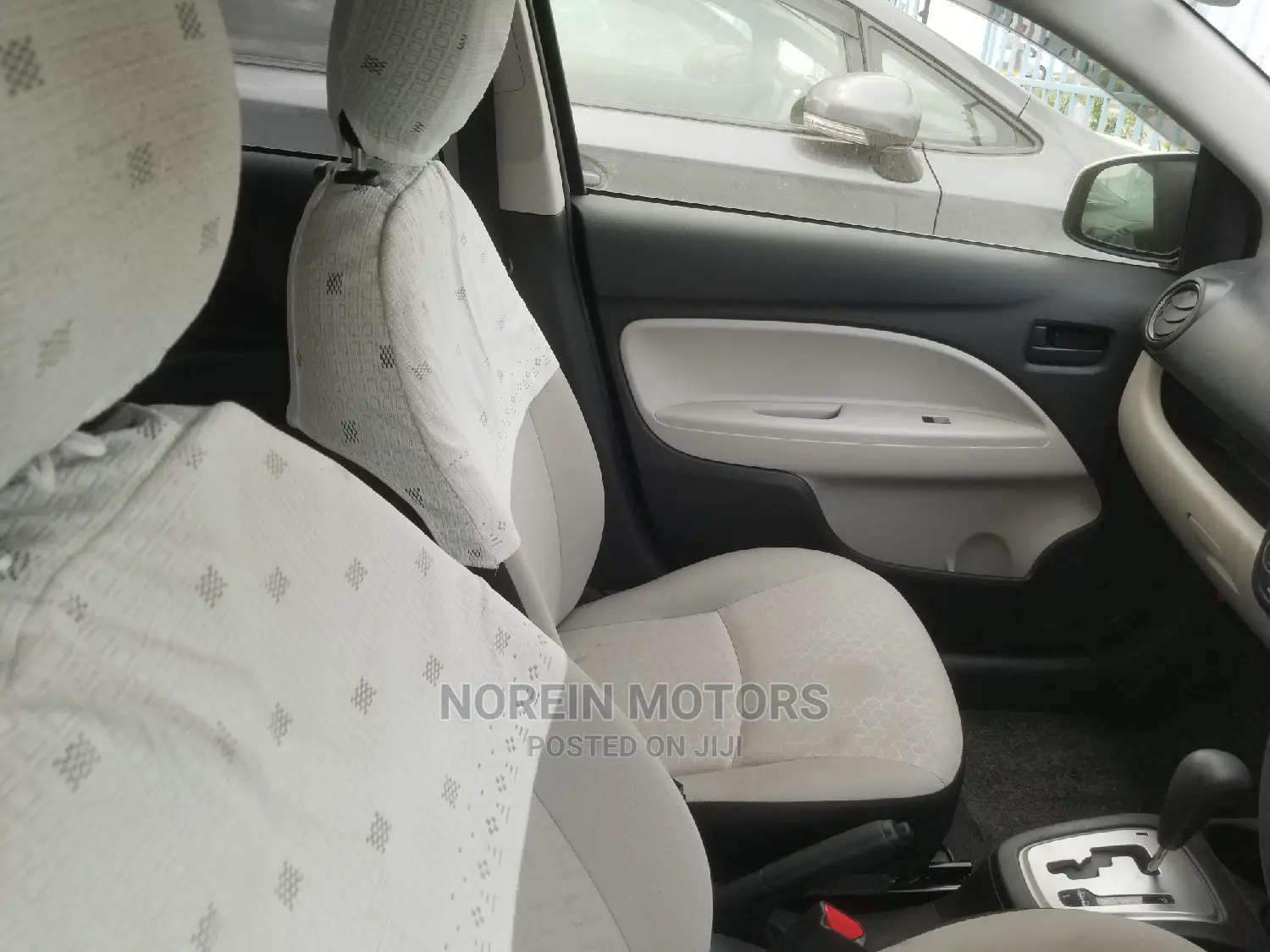 Mitsubishi Mirage 2015 White