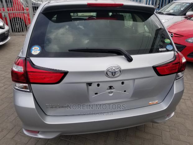 Toyota Fielder 2015 Silver - thumbnail 4