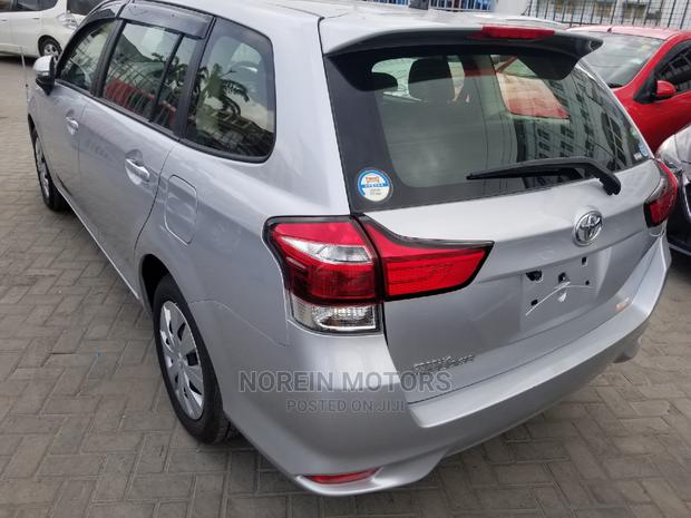 Toyota Fielder 2015 Silver - thumbnail 5