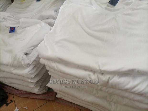 100% Cotton Plain White T-Shirts - thumbnail 5