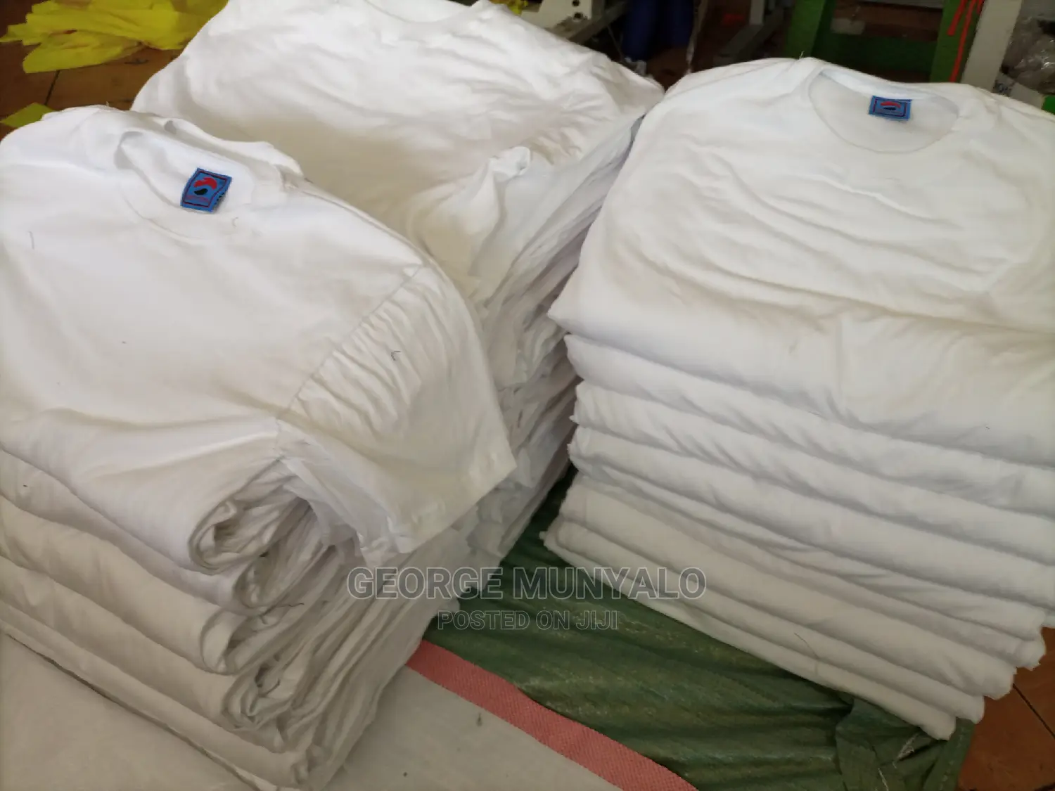 Large Quantities of Cotton White Plain T-Shirts