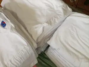 Large Quantities of Cotton White Plain T-Shirts