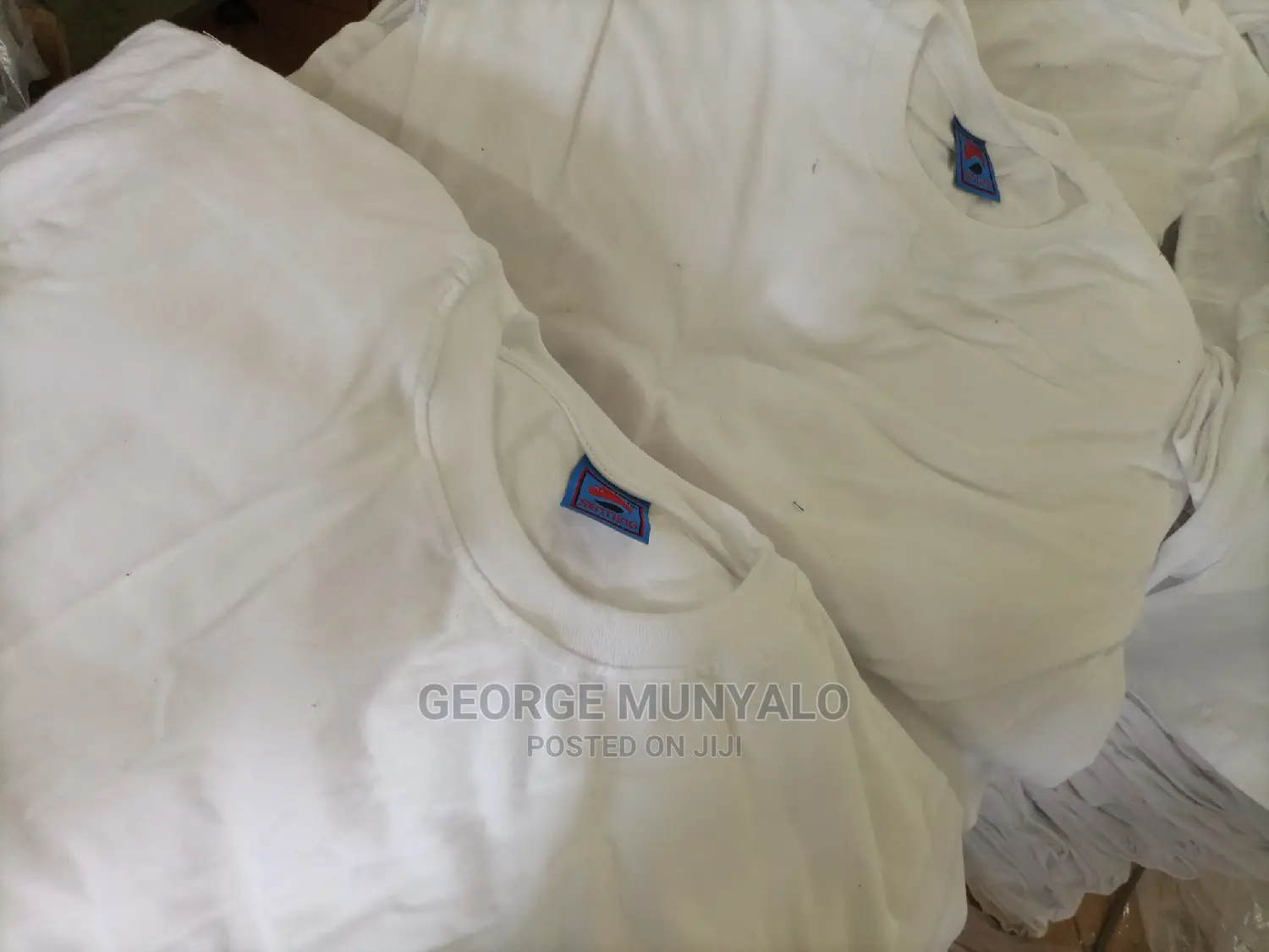 Large Quantities of Cotton White Plain T-Shirts