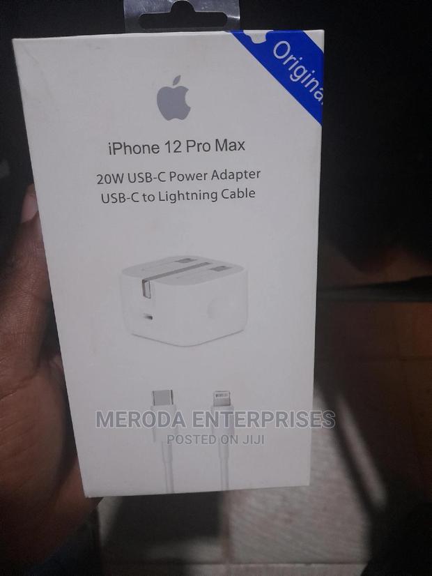 iPhone 12 Pro Max Usb-C Power Adapter - thumbnail 2
