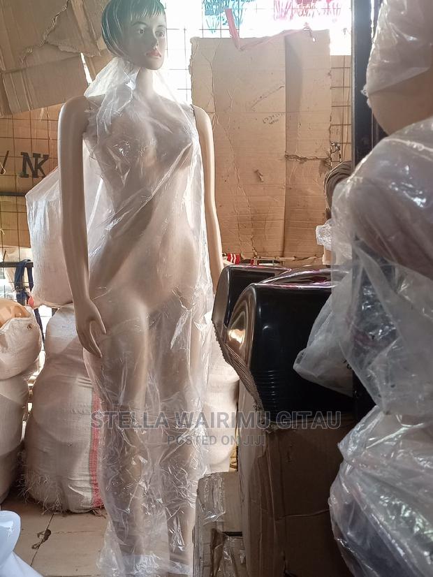 Ladies Full Mannequin - thumbnail 3