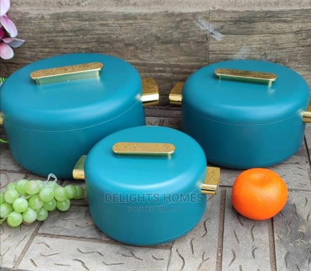 Luxurious Insulated Hotpots