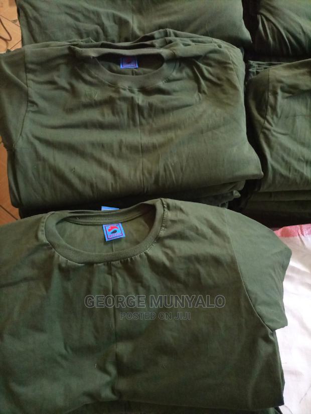 Best Material Jungle Green Round Neck Plain T-Shirts