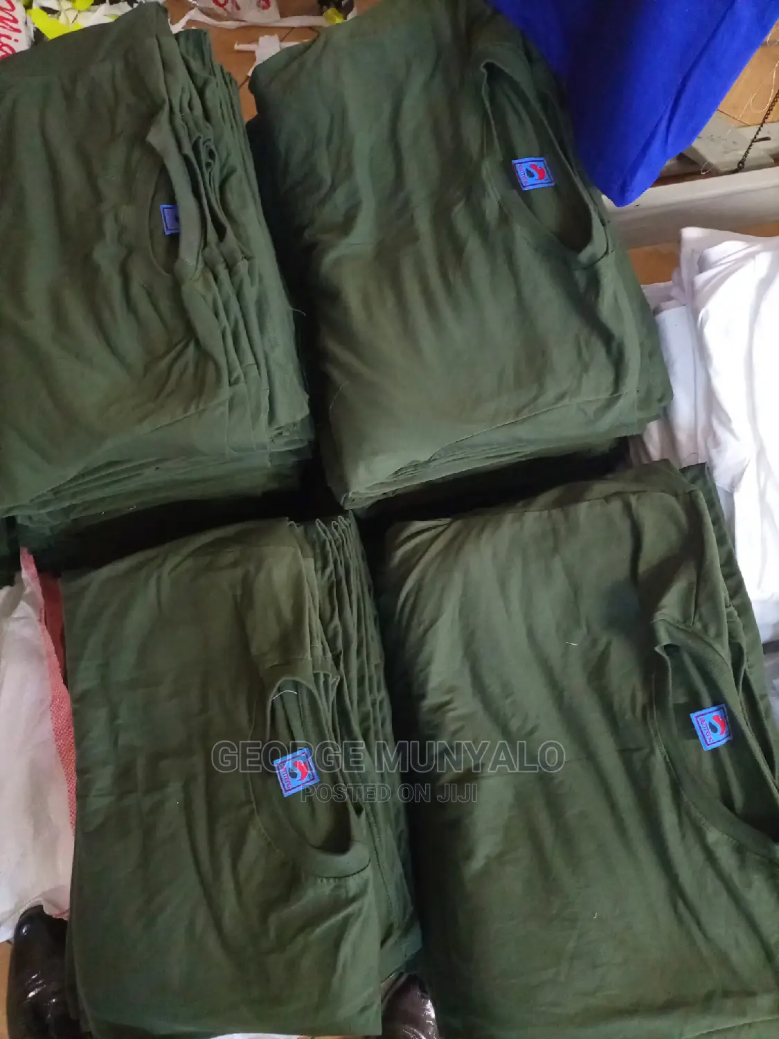 Best Material Jungle Green Round Neck Plain T-Shirts