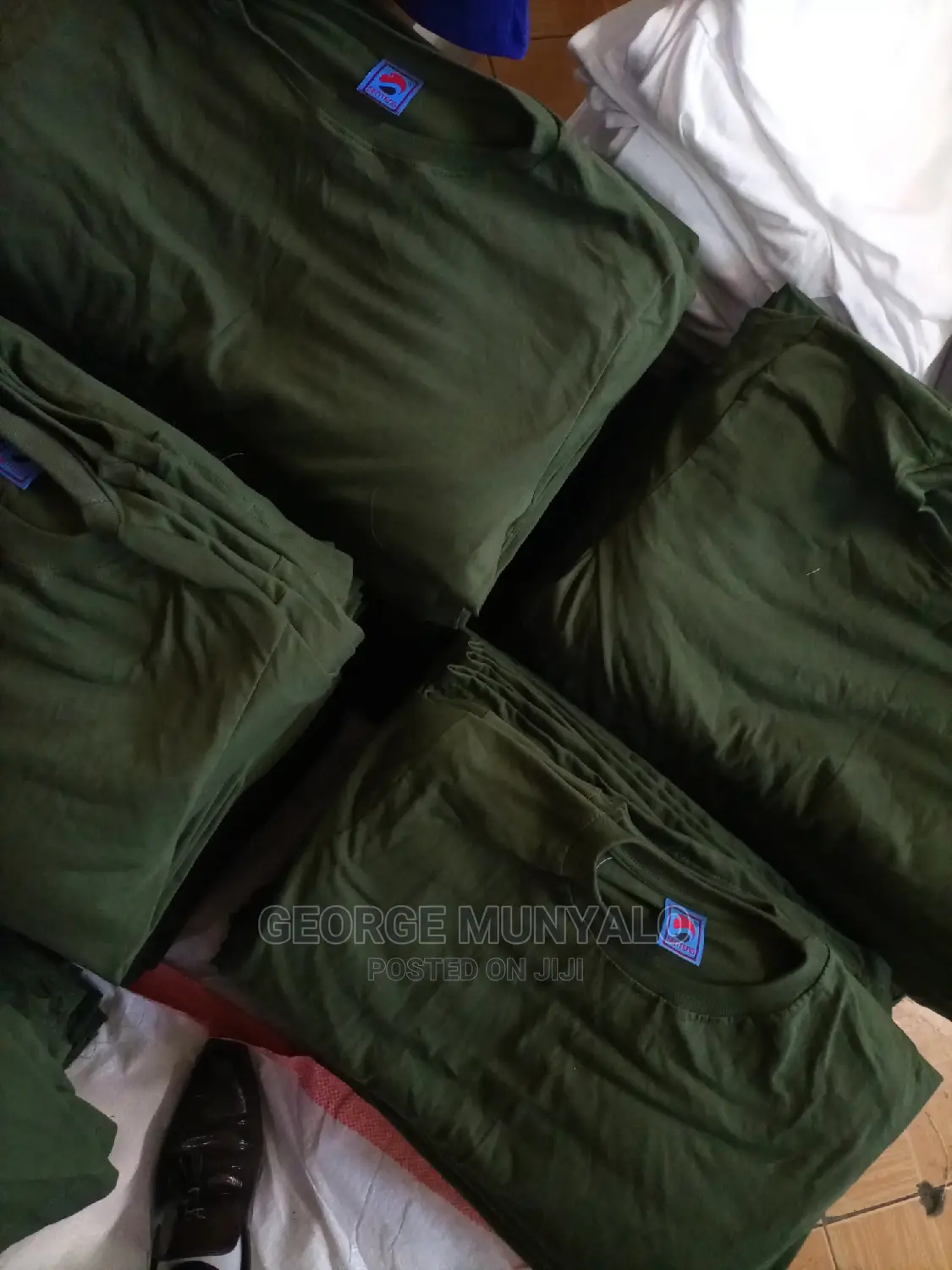 Best Material Jungle Green Round Neck Plain T-Shirts