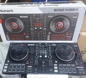 Numark Platinum FX DJ Controller