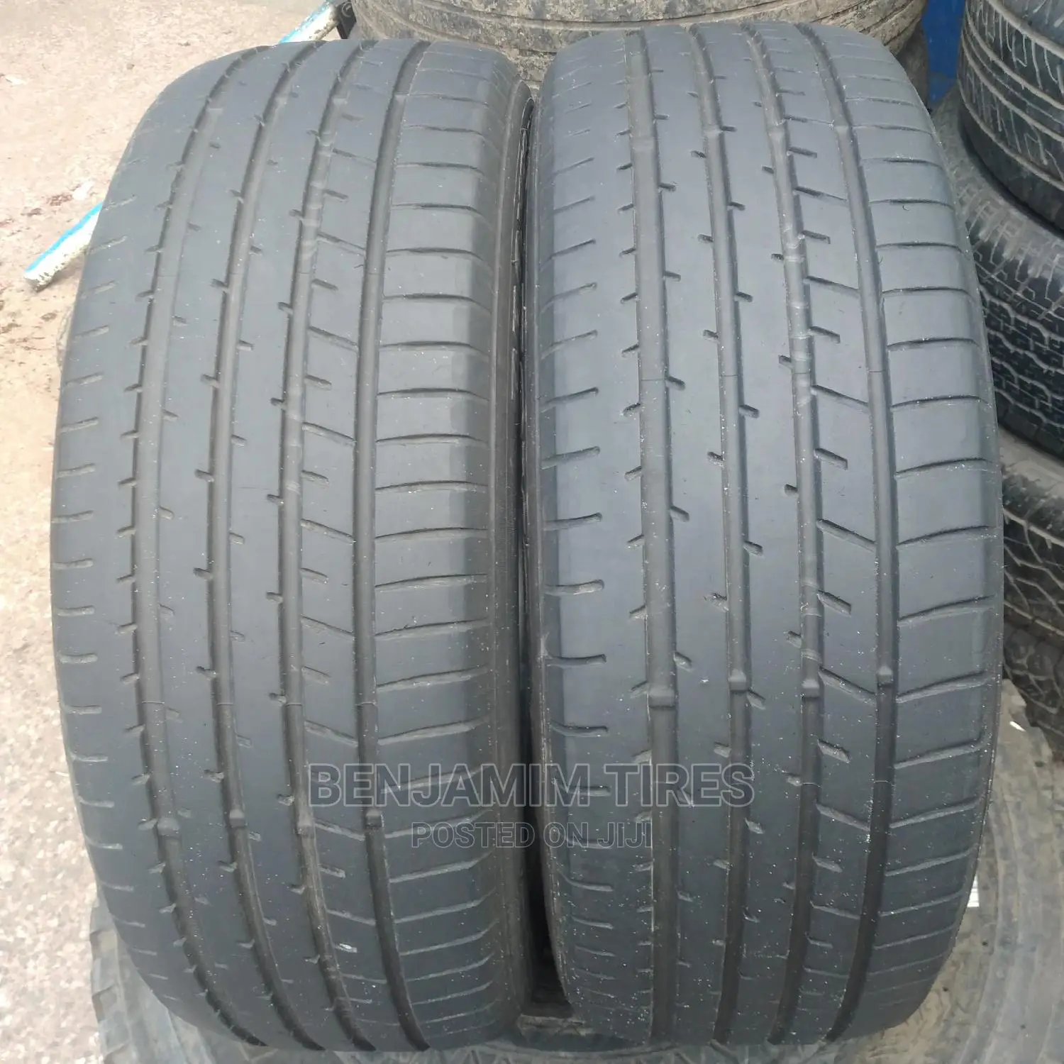 Second Hand Tires Sizes 225/55r19 Toyo Made in Japan.