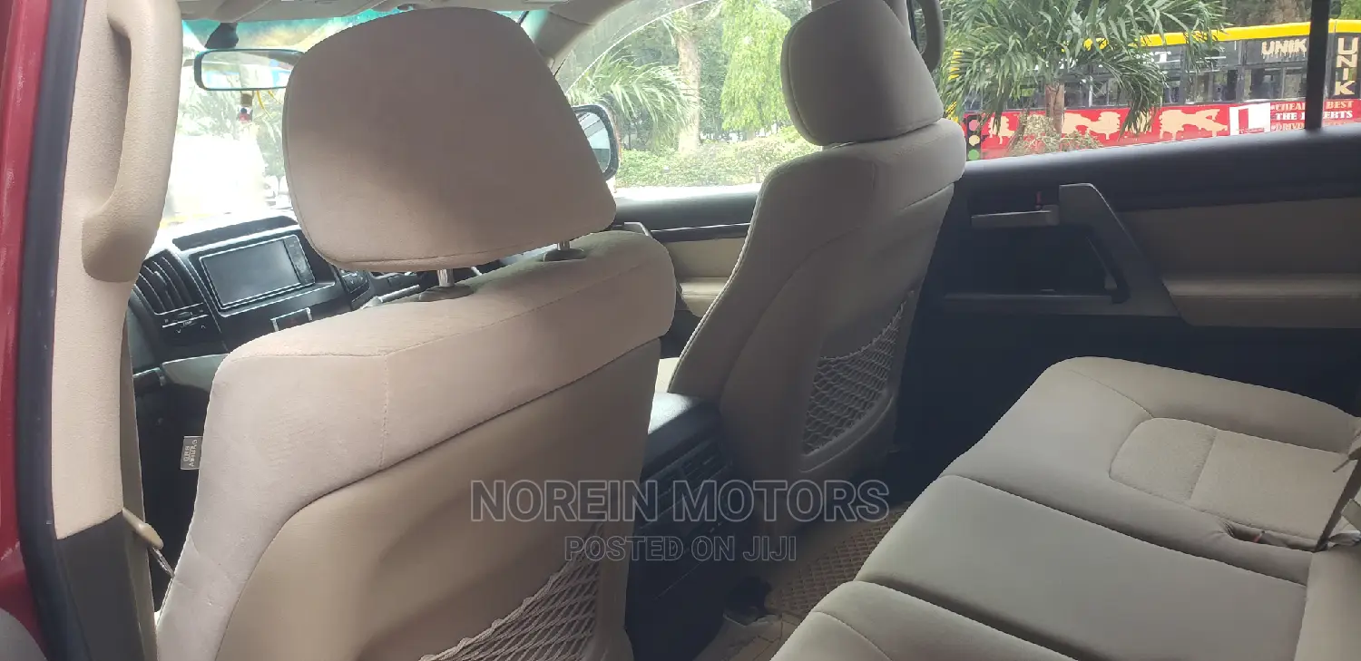 Toyota Land Cruiser 2009 Red