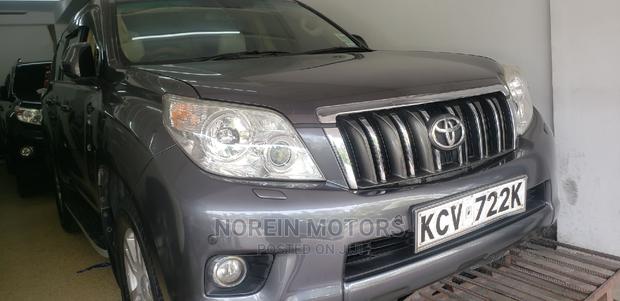Toyota Land Cruiser Prado 2012 Gray