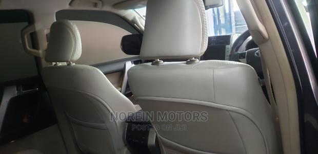 Toyota Land Cruiser Prado 2012 Gray - thumbnail 3
