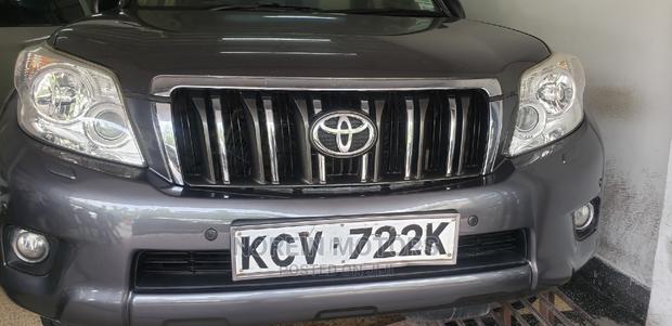 Toyota Land Cruiser Prado 2012 Gray - thumbnail 2