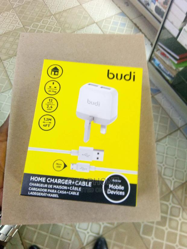 Budi Phone Charger - main view