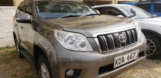 Toyota Land Cruiser Prado 2014 Gray - thumbnail 2