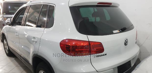 Volkswagen Tiguan 2015 White - main view