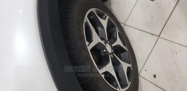 Subaru Forester 2015 Ivory - thumbnail 4