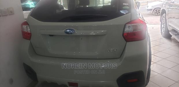 Subaru XV 2015 Ivory - thumbnail 4