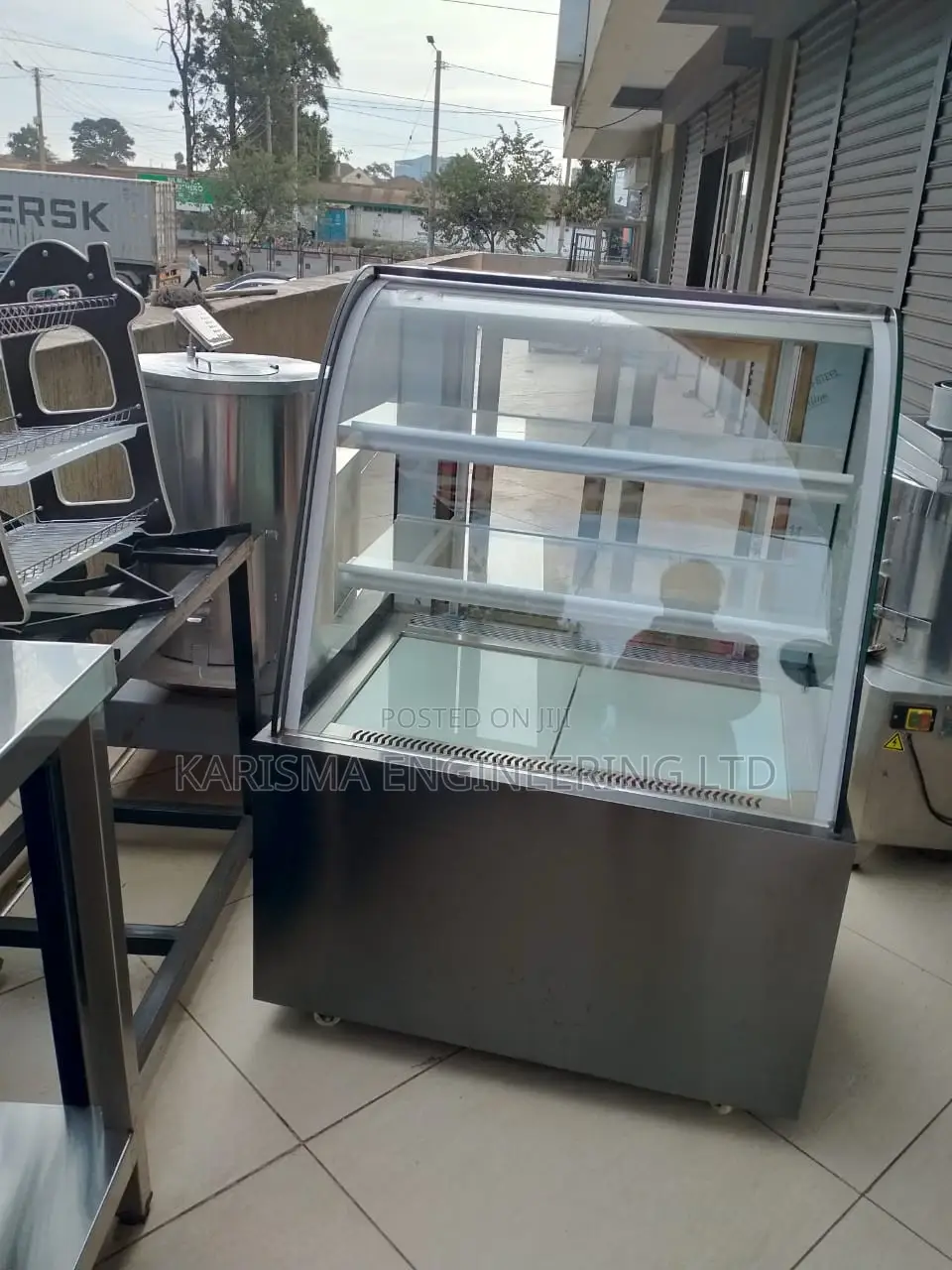 Imported Cake Display