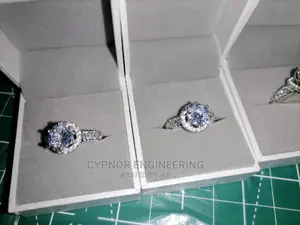 Women's Rings
