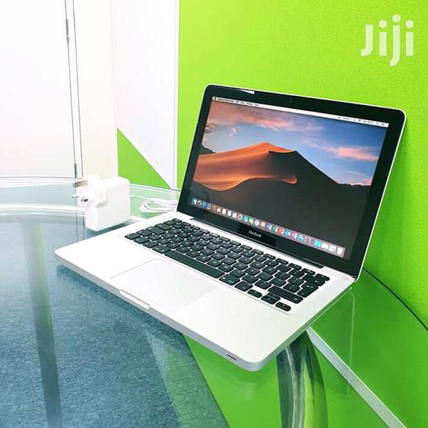 Laptop Apple MacBook Pro 4GB Intel Core i5 HDD 500GB - main view