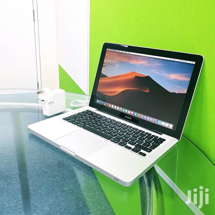 Laptop Apple MacBook Pro 4GB Intel Core i5 HDD 500GB