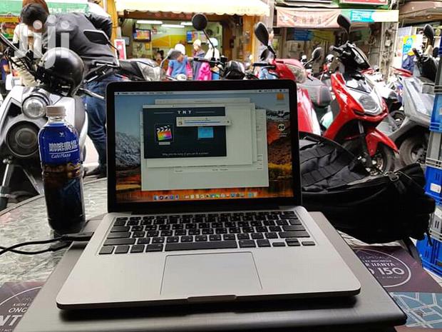 Laptop Apple MacBook Pro 4GB Intel Core i5 HDD 500GB