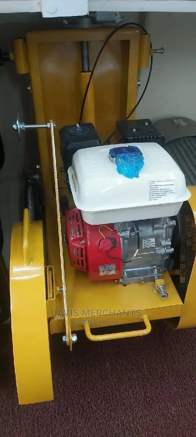 Asphalt Cutter