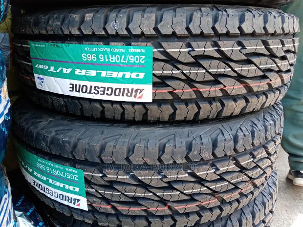 205/70r15 Bridgestone Tyre - thumbnail 2