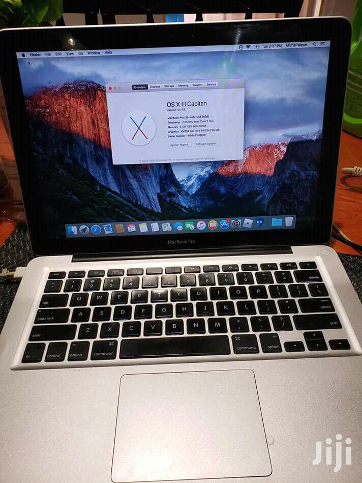 Laptop Apple MacBook Pro 4GB Intel Core i5 HDD 500GB