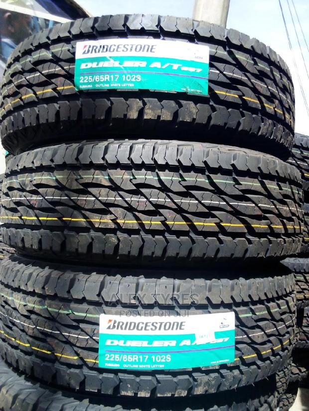 225/65r17 a/Tbridgestone Tyres Made Thailand - main view