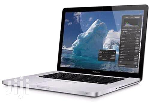 Laptop Apple MacBook Pro 4GB Intel Core i5 HDD 500GB