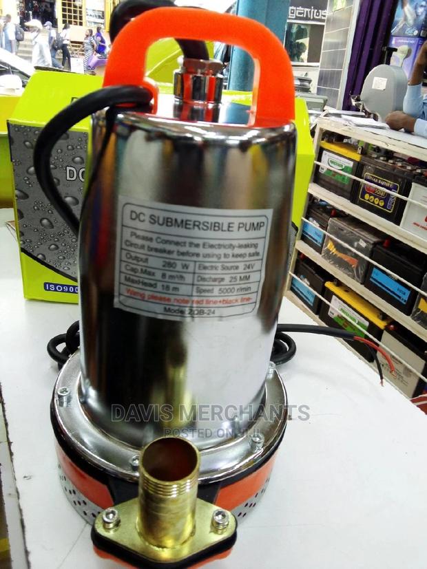 Shallow Well Solar Submersible Water Pump - main view