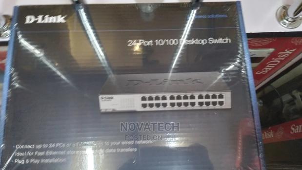 D- LINK 24 Ports Switch - thumbnail 4