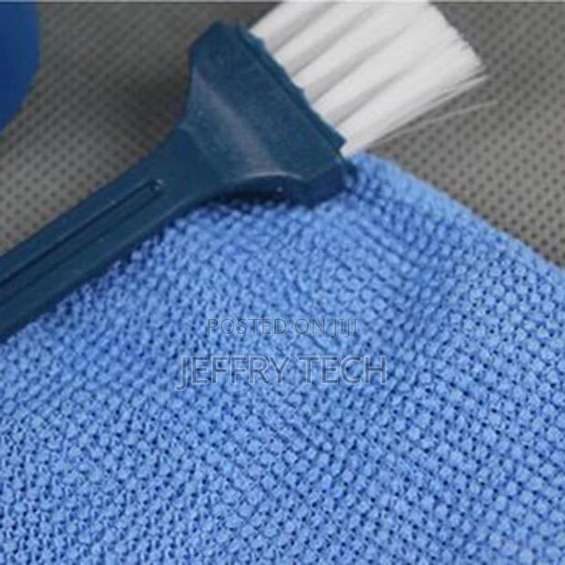 3 in 1 Screen Cleaning Cleaner Kit for Laptops Tablet TV LCD - thumbnail 4