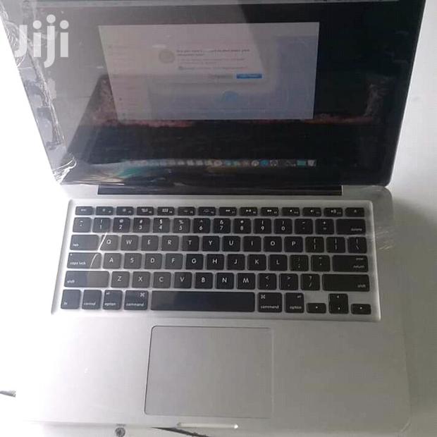 Laptop Apple MacBook Pro 4GB Intel Core i5 HDD 500GB - thumbnail 3