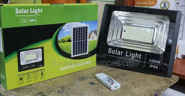 100 Watts Solar Floodlight