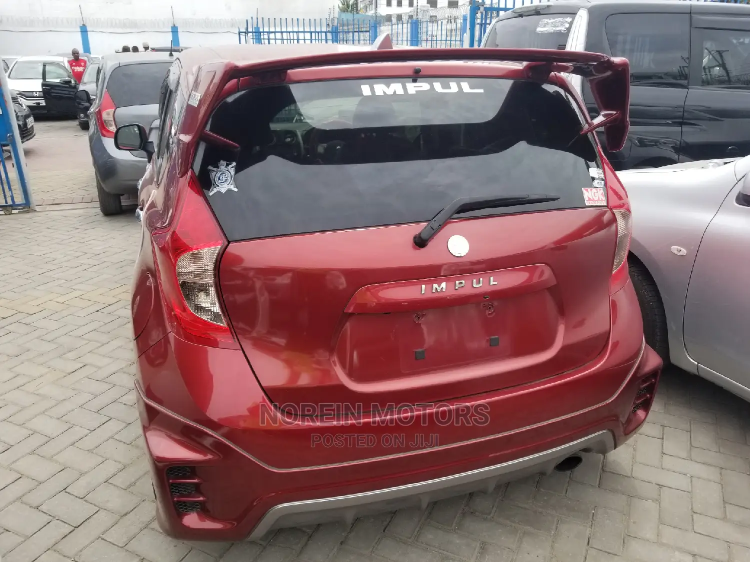 Nissan Note 2015 Red