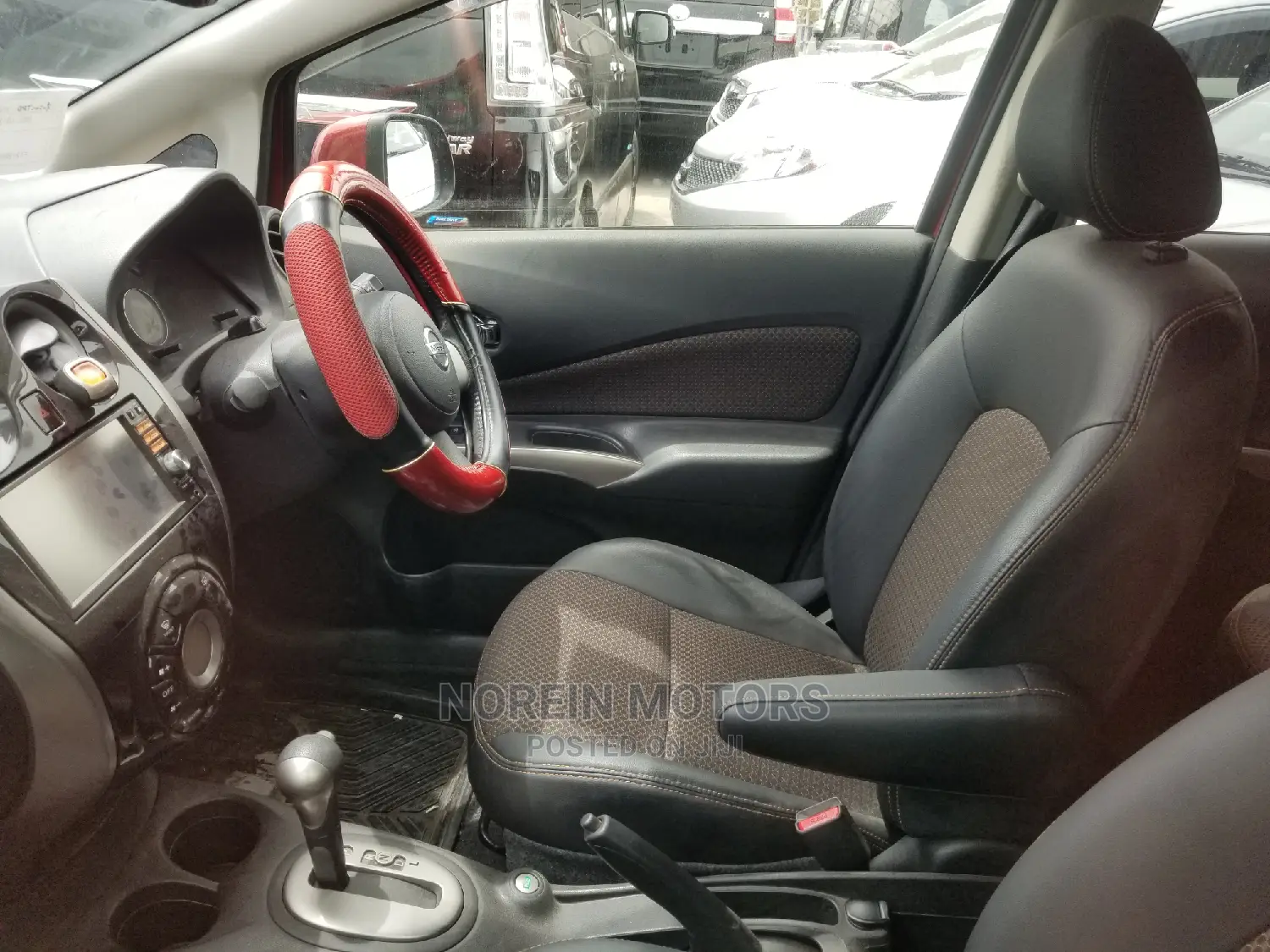 Nissan Note 2015 Red