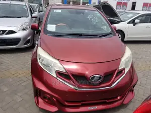 Nissan Note 2015 Red
