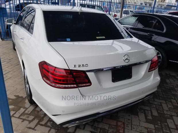 Mercedes-Benz E250 2014 SV Premium White - thumbnail 8
