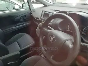 Toyota Wish 2014 Black