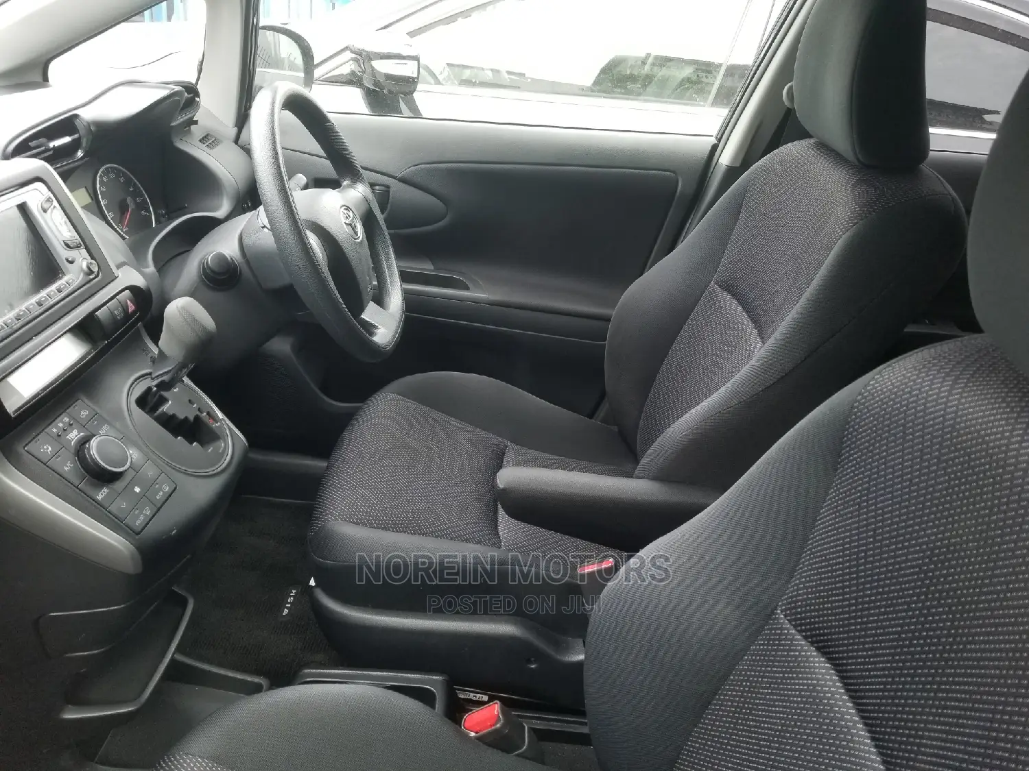 Toyota Wish 2014 Black