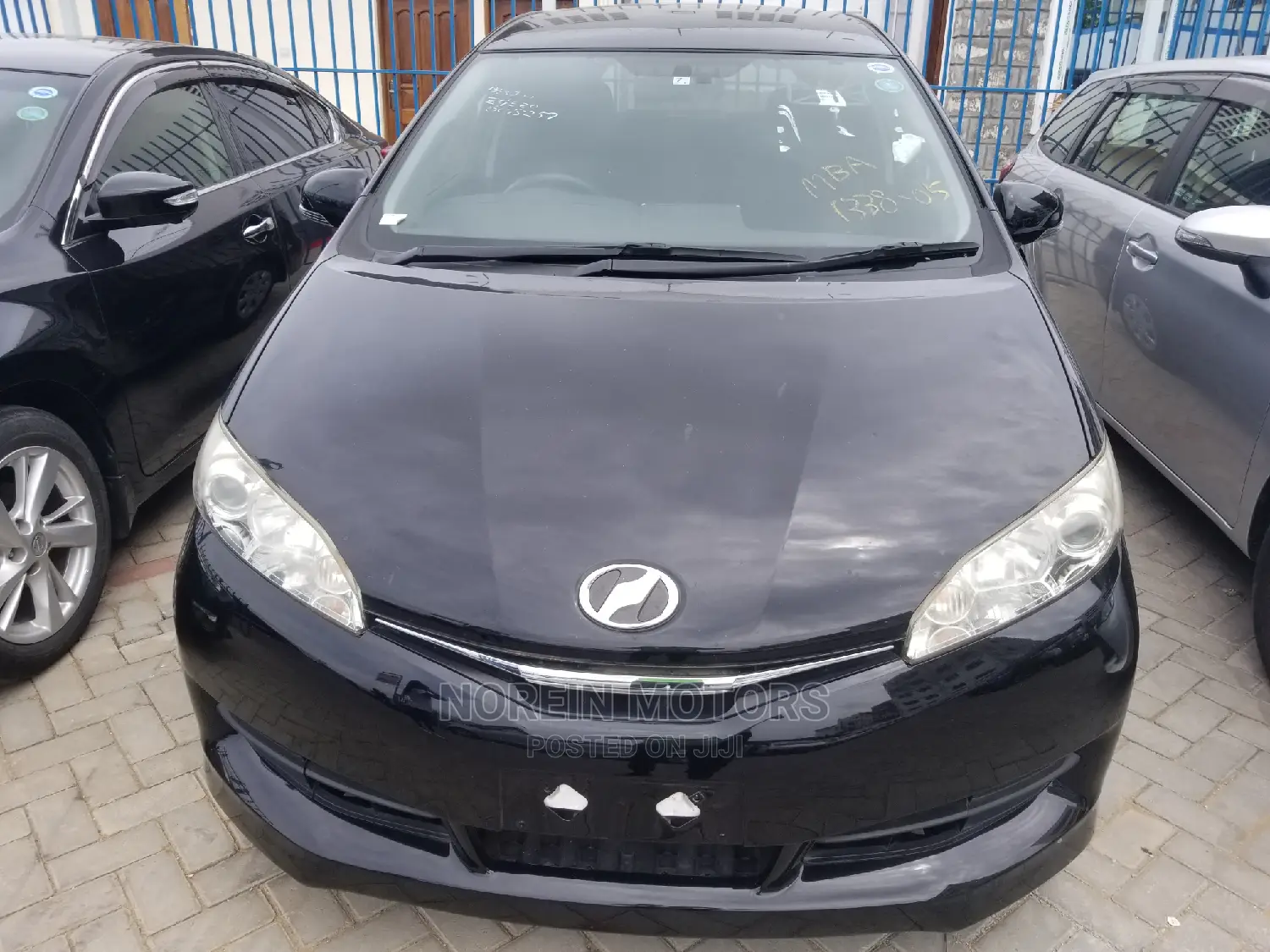 Toyota Wish 2014 Black