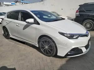 Toyota Auris 2015 White