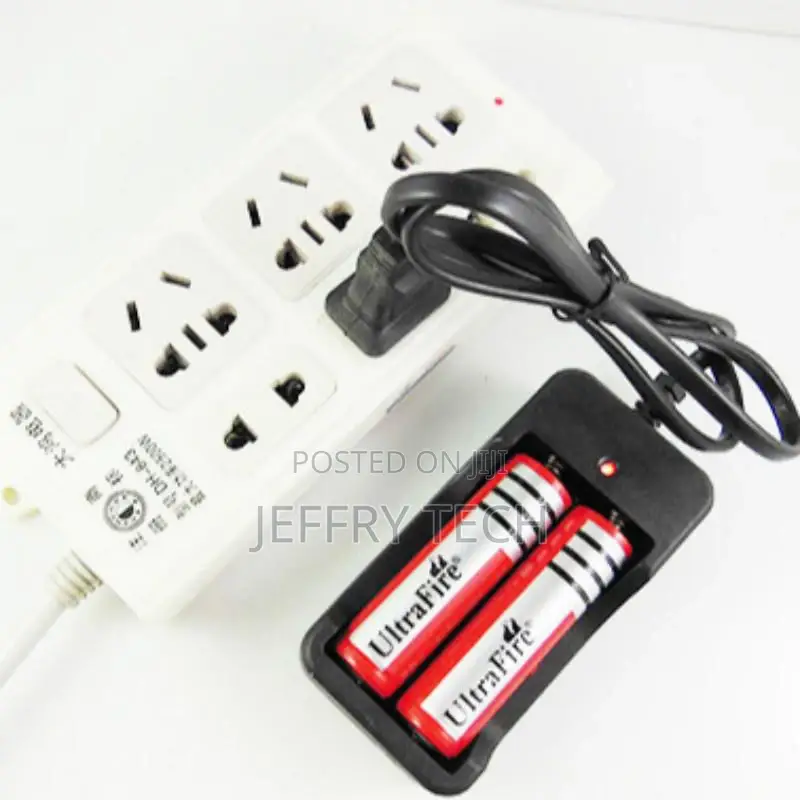 2 Slots 18650 AC 110V 220V Dual for 18650 Battery 4.2V Rech